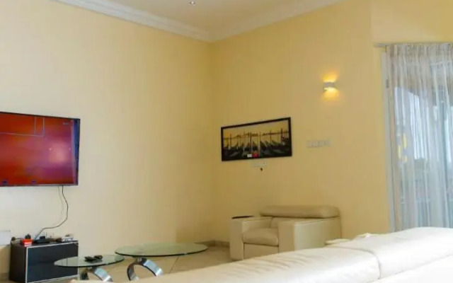 1 bedroom Space Available to enjoy