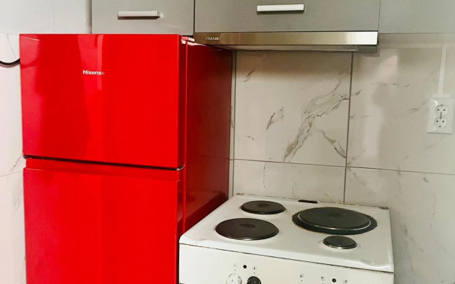 Central flat - 2 Metro stops from ACROPOLIS-PLKA