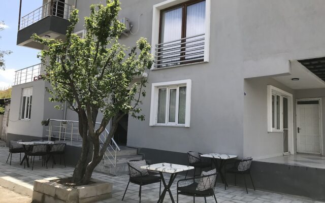 Bavella Boutique Hotel