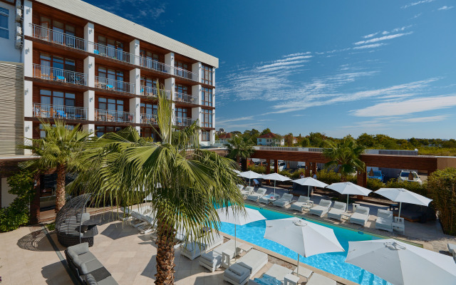 Aquamarine Family Club Hotel