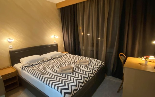 Hotel Balkan Highway