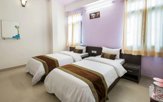 OYO 352 Hotel DRS 8586 Haveli