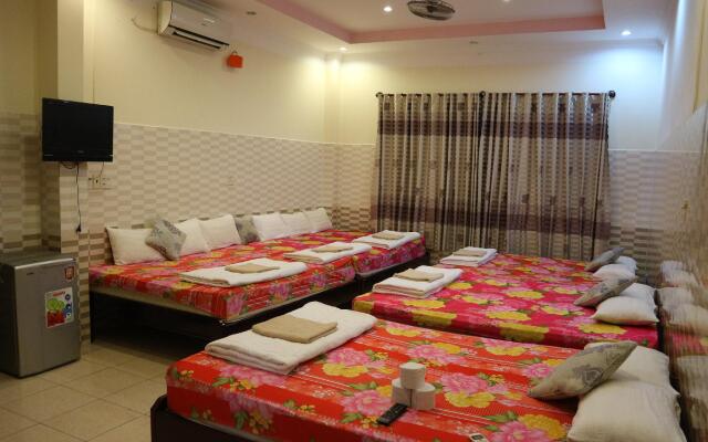 Bao Chau Hostel