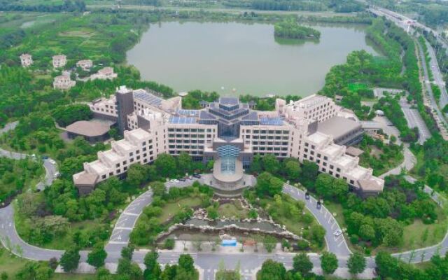 Sunstone Plaza Hotel