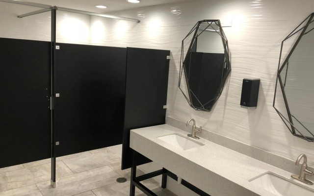 Midtown Hotel - Downtown New Orleans