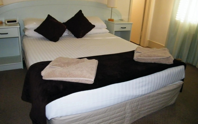 Grand Tasman Hotel