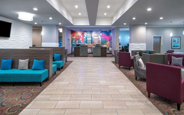 La Quinta Inn & Suites by Wyndham Forsyth