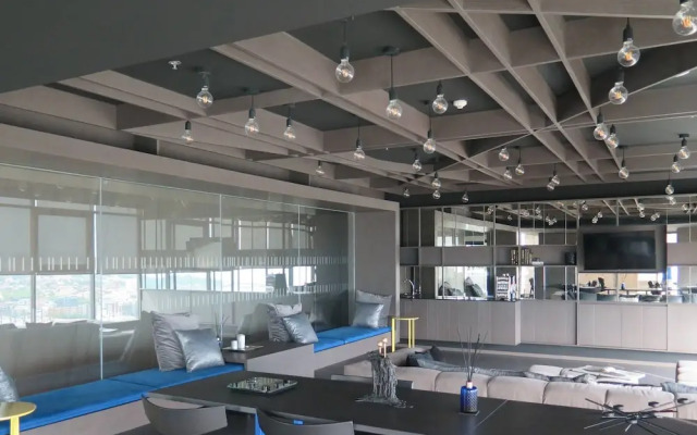 The Base Central Pattaya - 1 bdr Condo With Pool