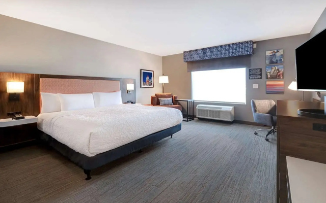 Hampton Inn by Hilton Crown Point