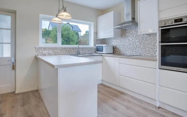 Longview - 4 Bedroom Holiday Home - Pembroke Dock