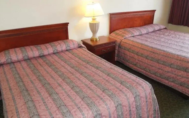 El Rancho Inn