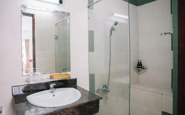 Hung Huong Hotel