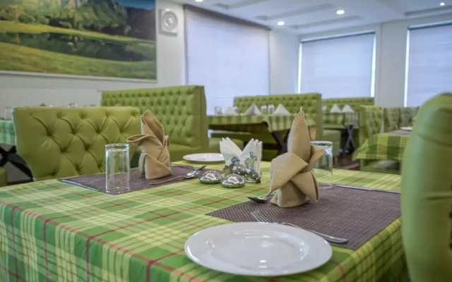Golden Tulip Kashmir