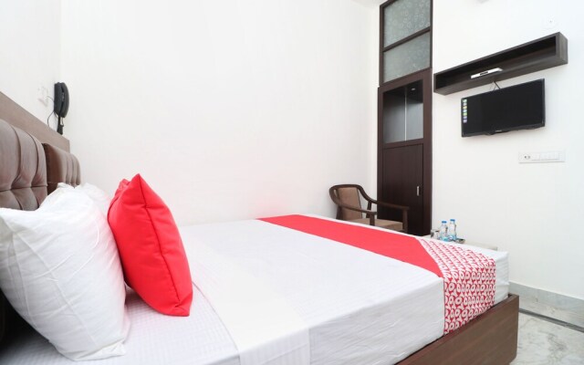 Hotel P Grand By OYO Rooms