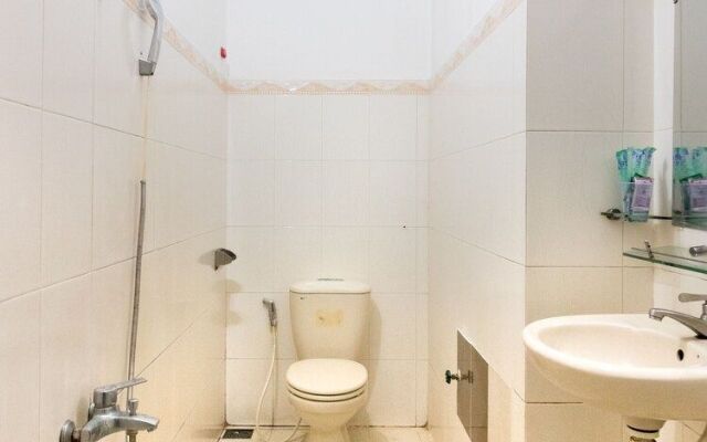 Spot on 848 Huong Hotel