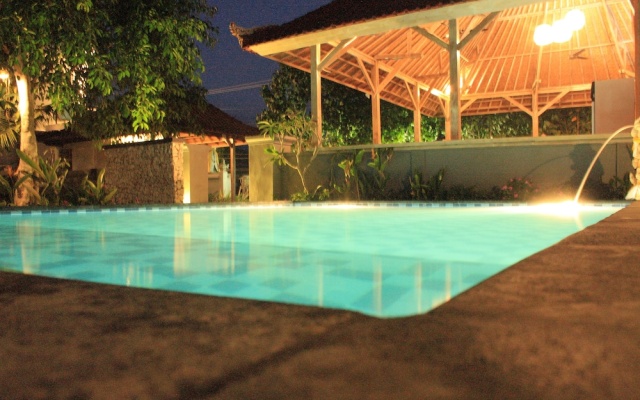Hokita Homestay – Pool – Lembongan Island