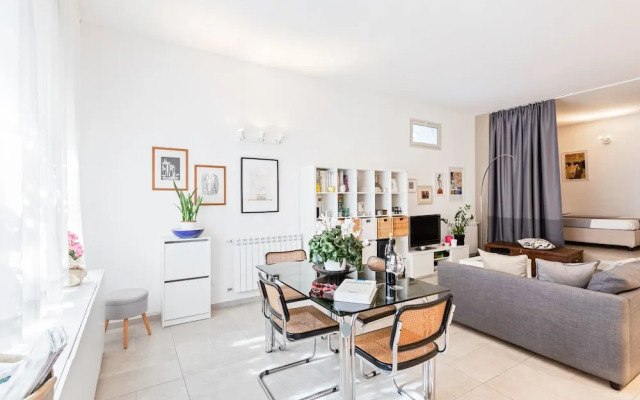 Luminoso Nuovalucello Apart- Giardino e Parcheggio privato