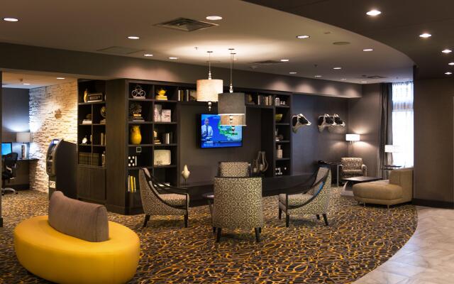 Holiday Inn Express & Suites Madison Central by IHG