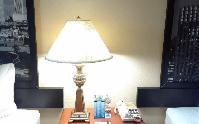 SureStay Studio by Best Western Conroe Downtown
