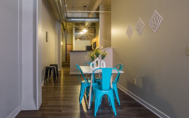 Bright Apartments on Allegheny River