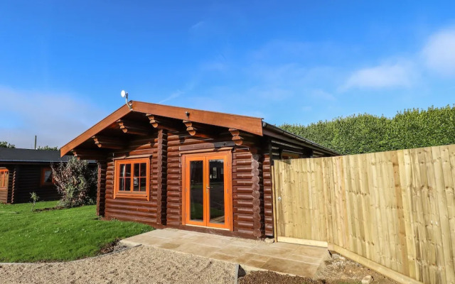 Oak Lodge