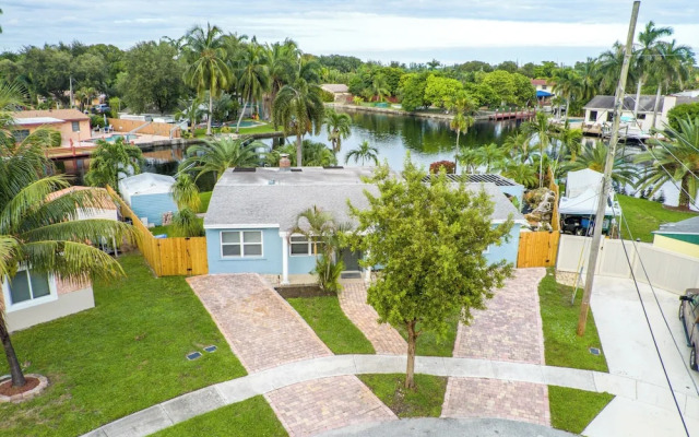 Aqua Villa