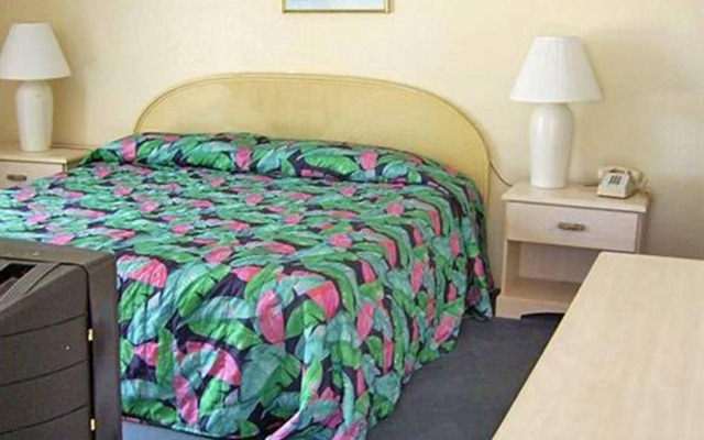 Fisher Inn Resort & Marina