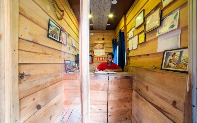 OYO Home 81069 Wodden Stays