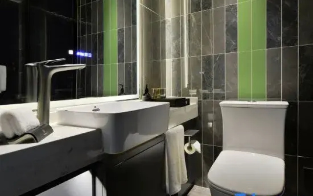 MEHOOD R HOTEL （Xi'anThe Bell Tower NorthAnyuanmen subway station）
