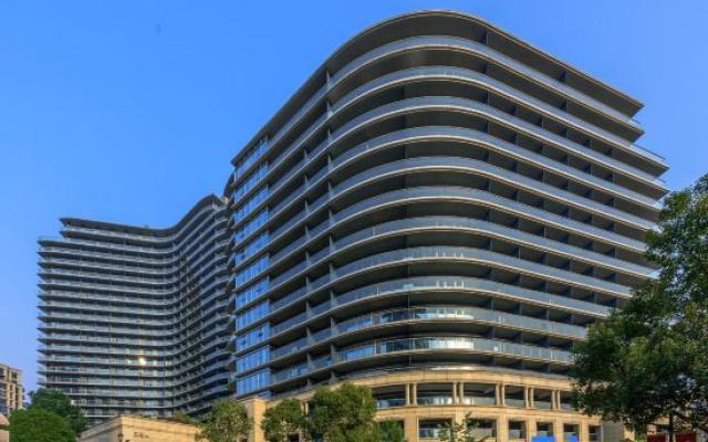Lvcheng Lanwan Holiday Hotel