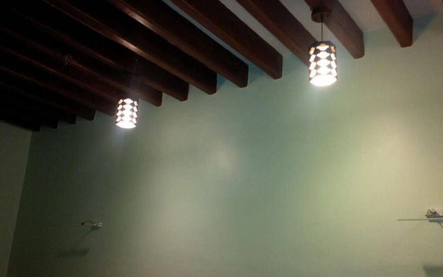 Hotel Blue Bird Colaba