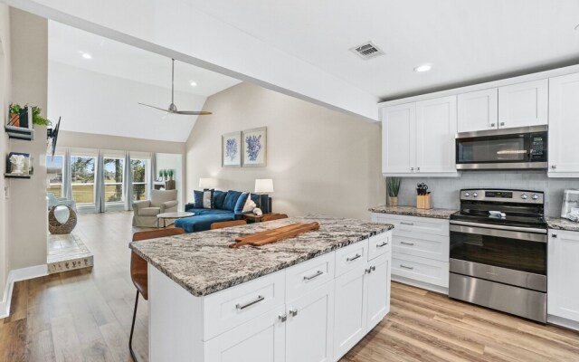 Bay Point Golf Villas by PHG