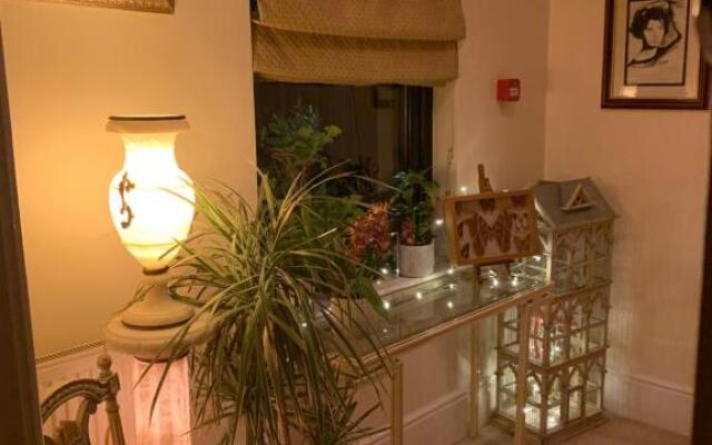 Upton Country Park Guest House