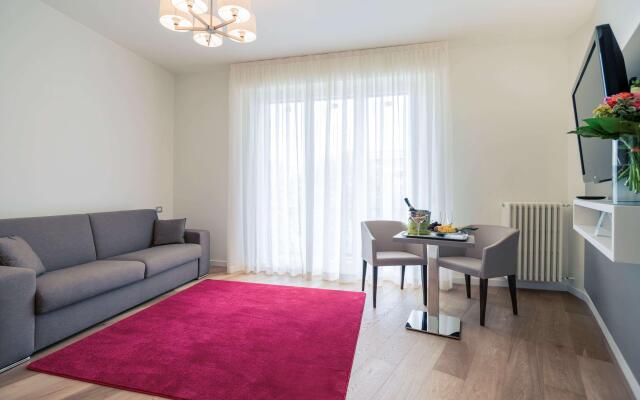 Mercure Milano Solari Hotel