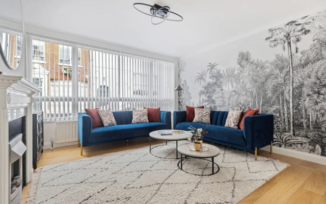 Stunning South Kensington House With 4 Bedrooms