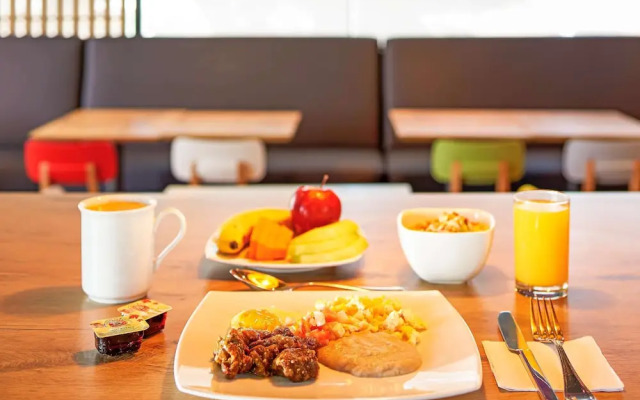 Ibis Culiacan