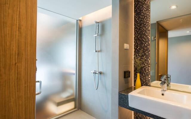Sea Me Spring Tree Hotel - Adults only