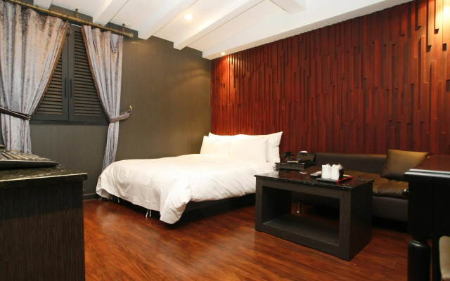 Gangnam Chocolate Hotel