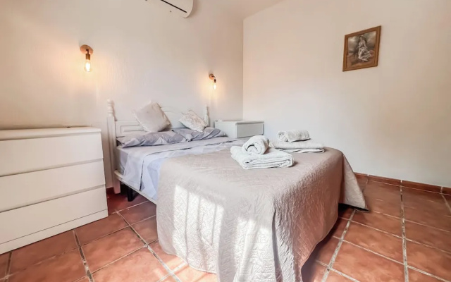 Cd-1383 Three Bedroom Villa With Pool