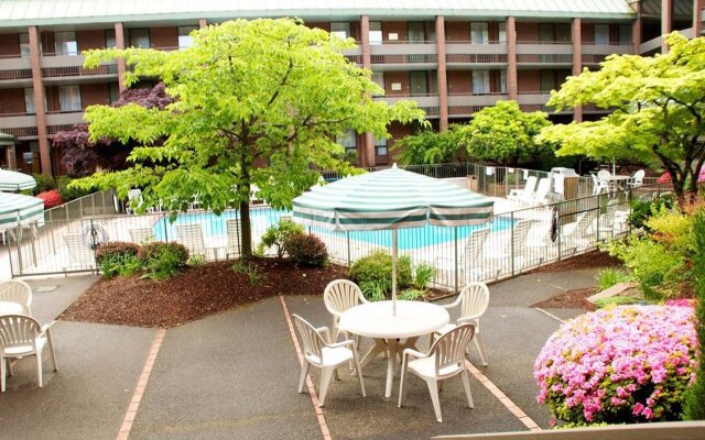University Place Hotel & Conference Center