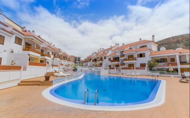 Aqua Vista El Cardon 1BR Free Parking Heated Pool