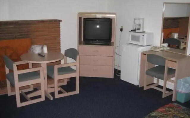 The Hub Motel