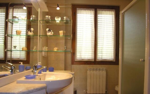 Beautiful Independent Villa With Private Swimming Pool-il Villino