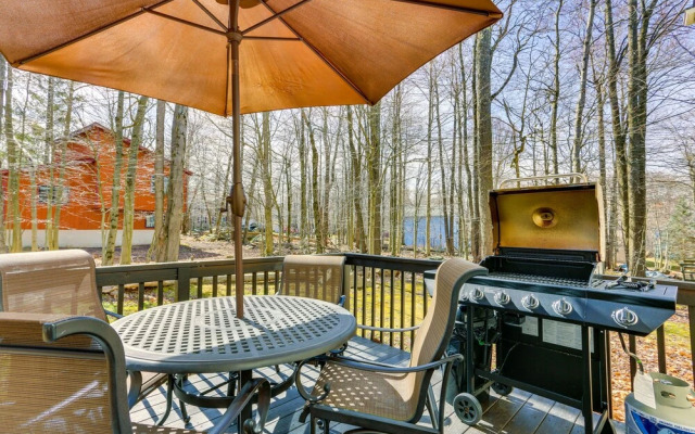 Pet-friendly Pocono Vacation Rental w/ Lake Access