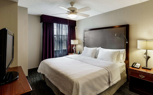 Homewood Suites by Hilton Buffalo Airport