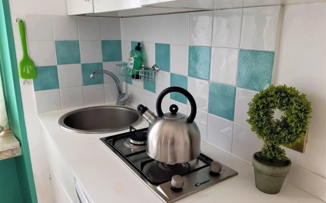 Amalfi Coast Seaside Tiny House x Solo Traveler