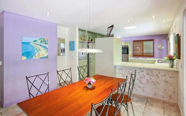 Stevens St Pet Friendly Original Sunshine Beach Beach House