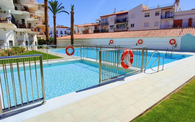 AP187 Coronado 78 - Parador