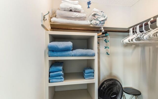 Sealodge G7 2 Bedroom Condo by RedAwning, Princeville