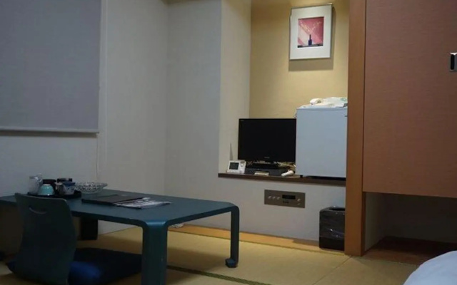 Hotel Crown Hills Arakawaoki (BBH Hotel Group) – Guest Rooms – Tsuchiura